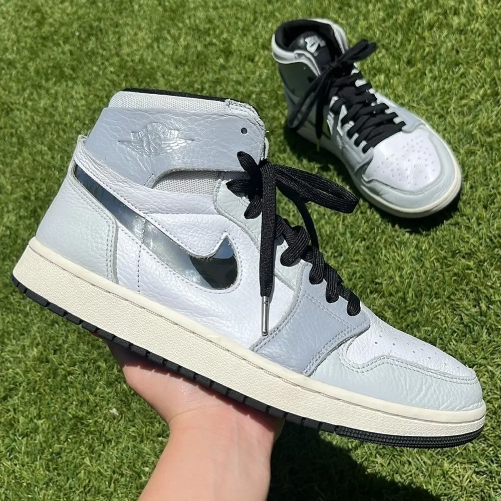 NIKE AIR JORDAN 1 Zoom Sneakers!